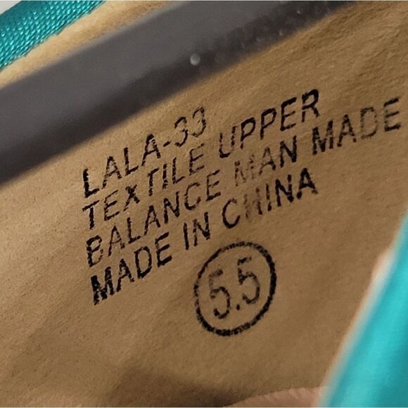 NWT Chase + Chloe Lala Rhinestone Ankle Wrap Pump Turquoise GREEN Pointed Toe - Picture 6 of 6